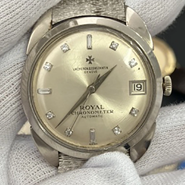 ヴァシュロン・コンスタンタン　クロノメーター　ロワイヤル loading=