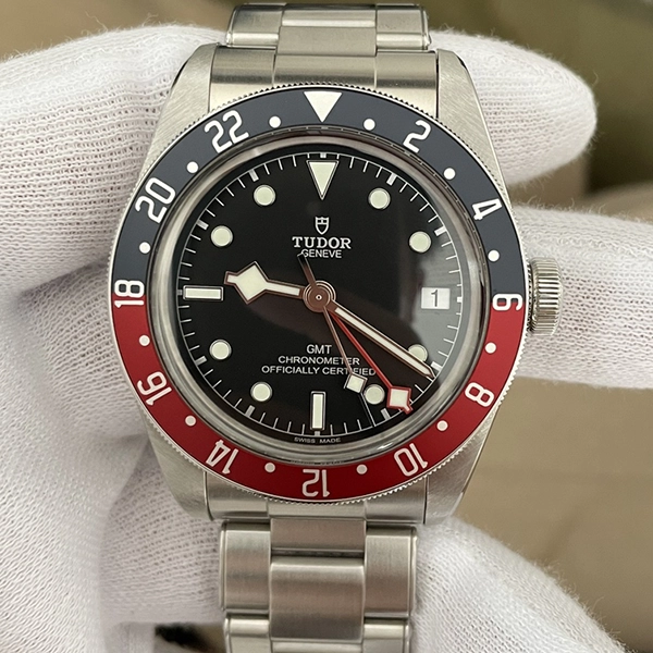 チューダー　ブラックベイ　M79830RB