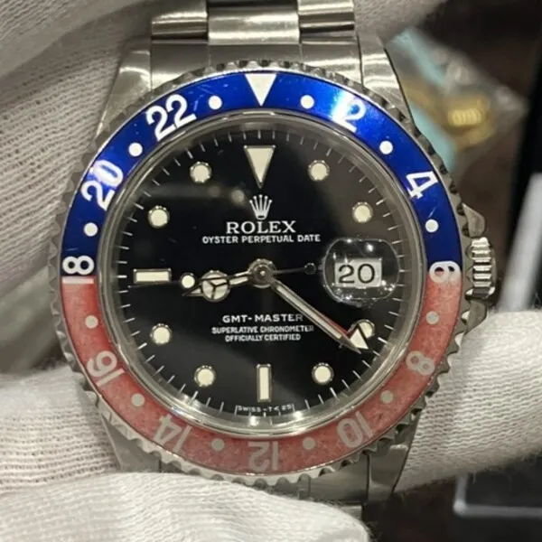 ロレックス　GMTマスター　16700 loading=