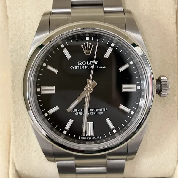 ロレックス　オイスターパーペチュアル　126000 loading=
