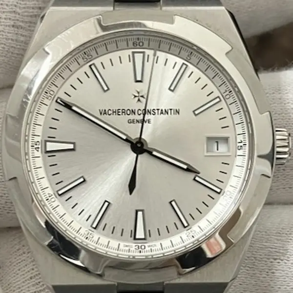 ヴァシュロン・コンスタンタン　オーヴァーシーズ　4500V/110A-B126 loading=