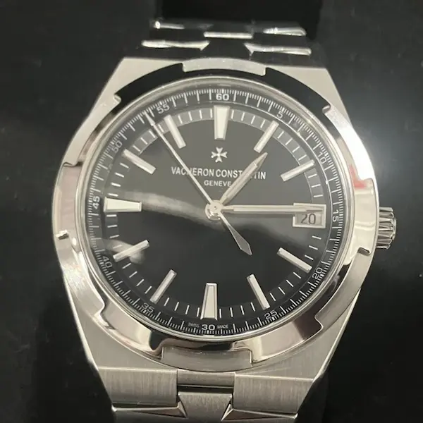 ヴァシュロン・コンスタンタン　オーヴァーシーズ　4500V110A-B483 loading=