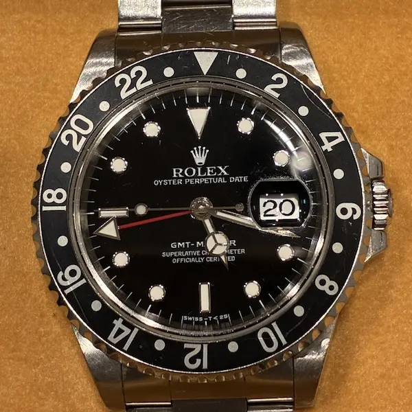 ロレックス　GMTマスター　16700 loading=