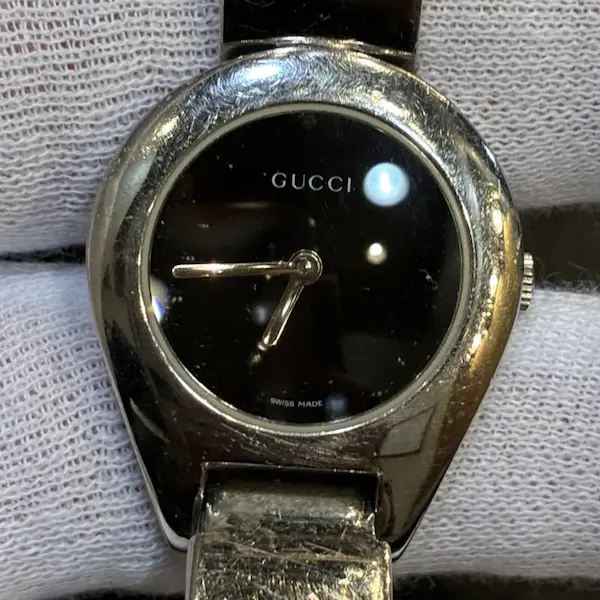グッチ　バングルウォッチ　6700L